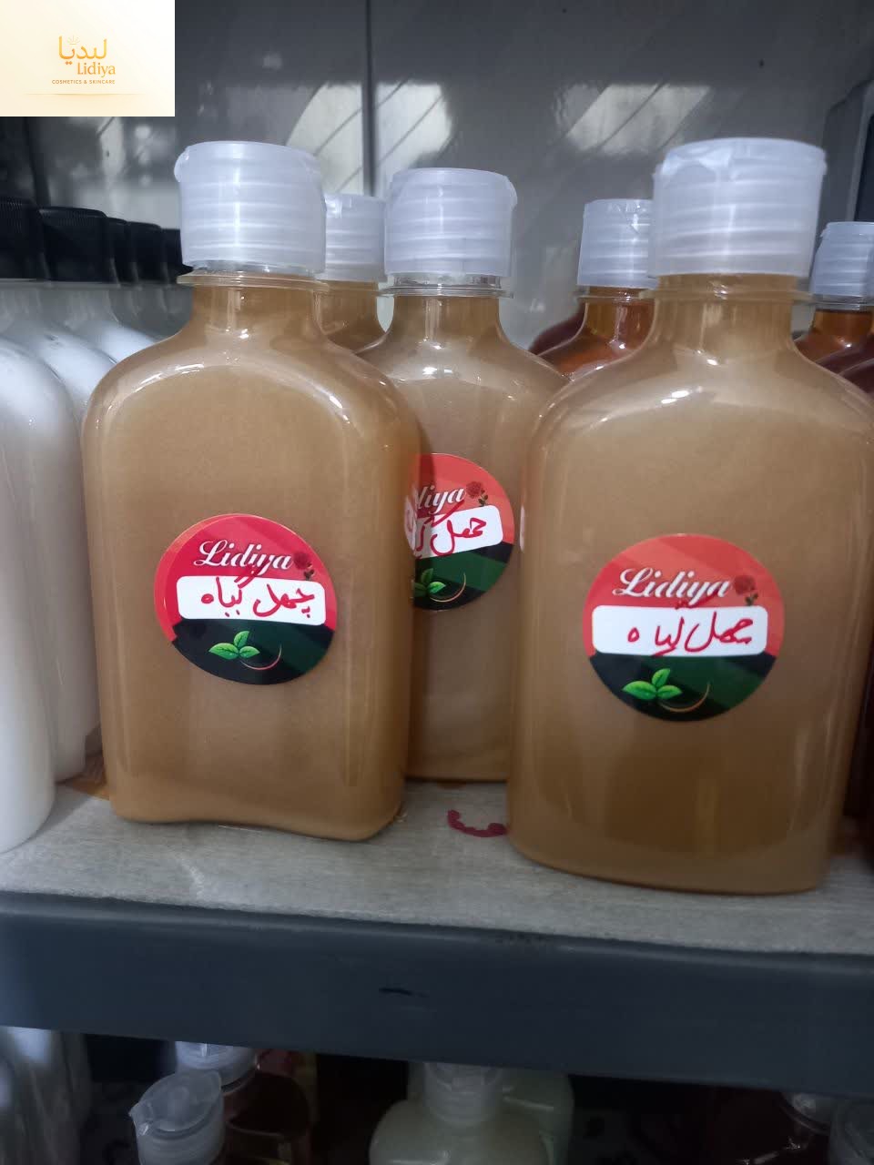 شامپو چهل گیاه سنتی (۲۵۰ میل)